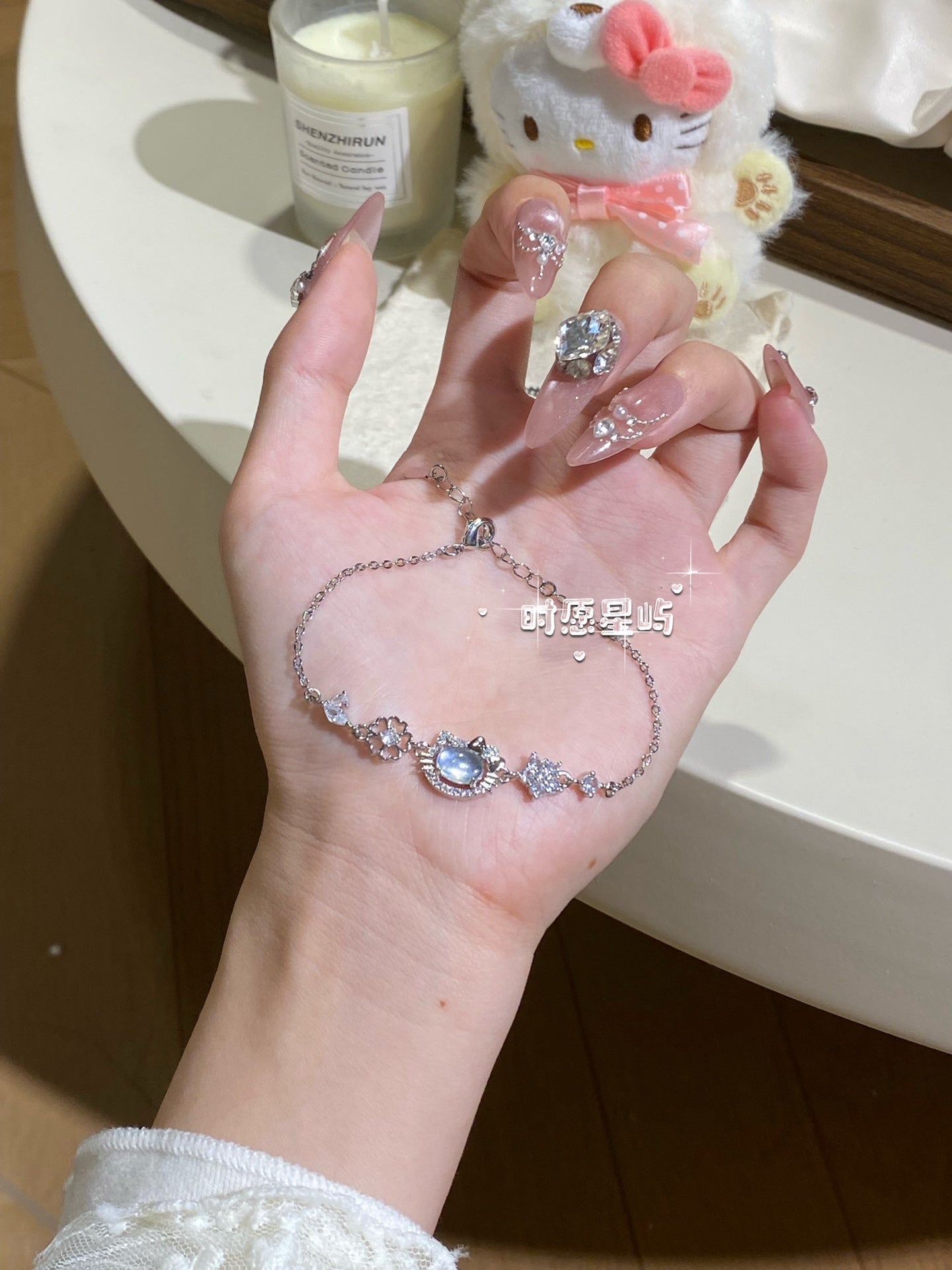 "Ocean Kitten" Natural Aquamarine Bracelet - Sparkling Cat Silhouette for Communication, Stress Relief & Ethereal Grace