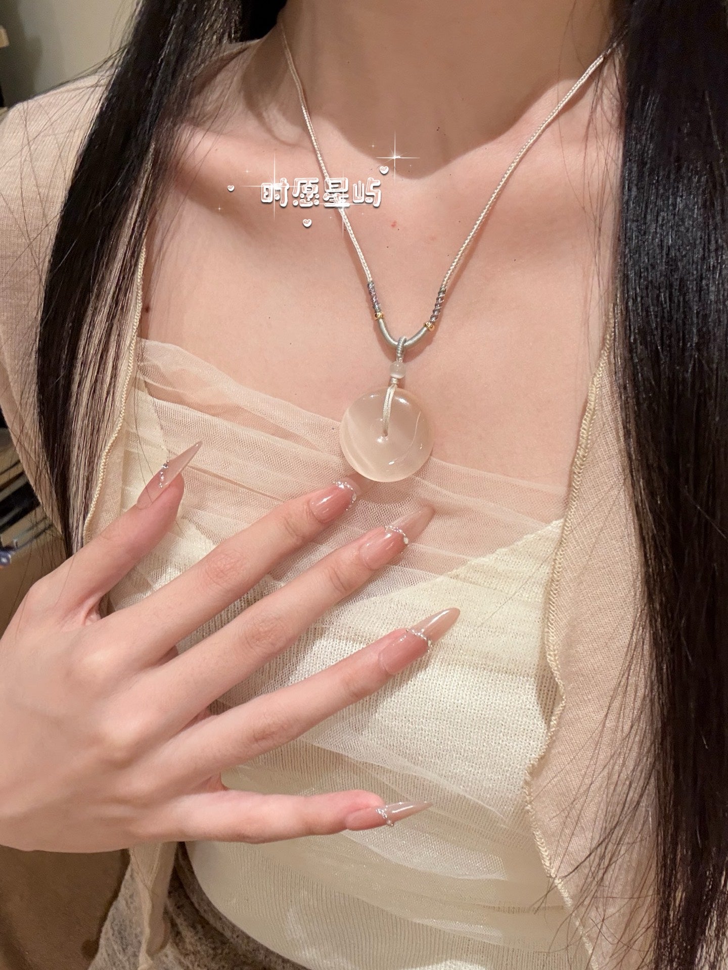 "Golden Hour" Champagne Cat’s-Eye Peace Disc Necklace - Minimalist Round Amulet for Prosperity, Harmony & Radiant Elegance