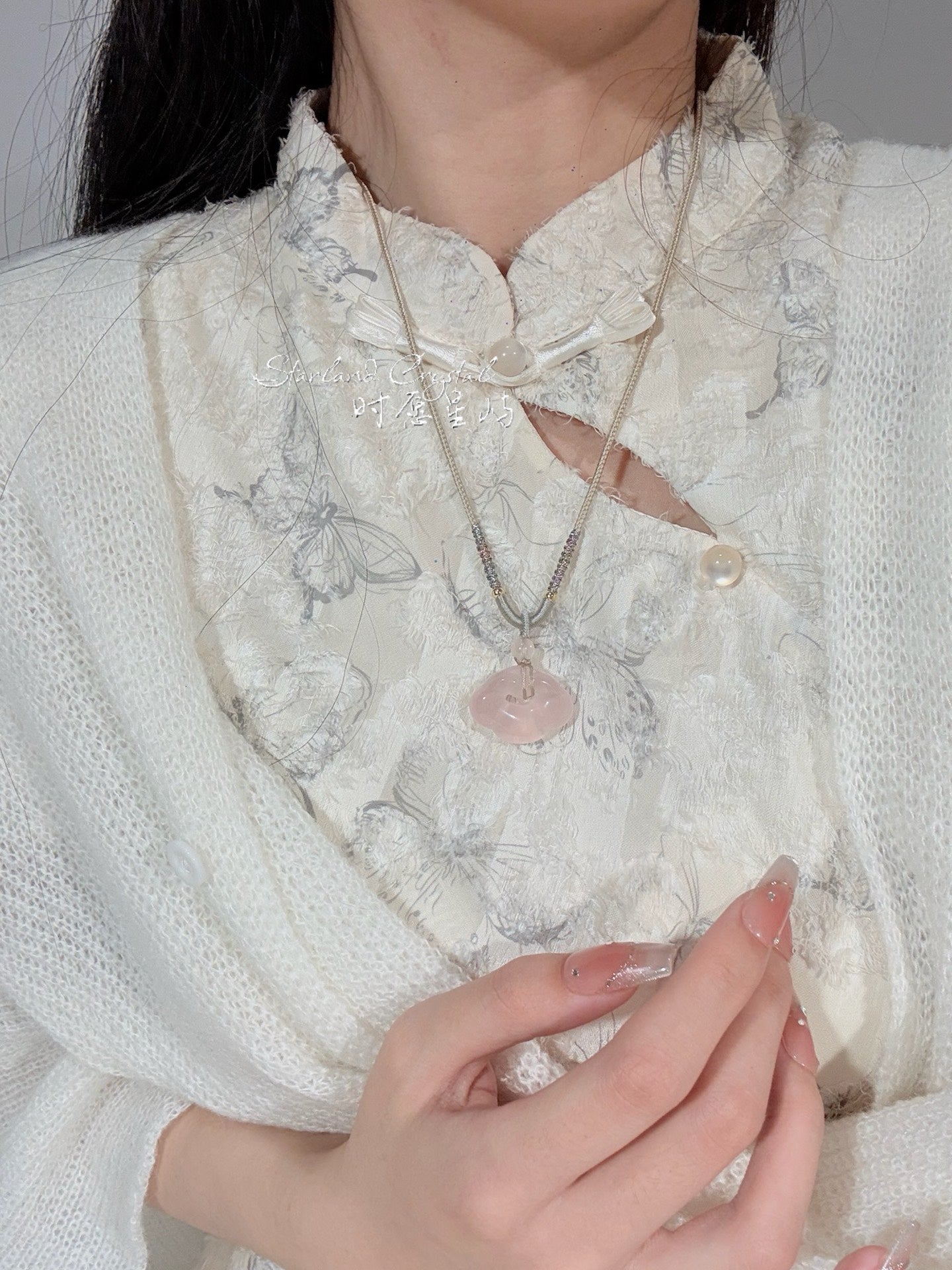 "Pink Cloud Lock" Natural Madagascar Rose Quartz Necklace - Hand-Carved Auspicious Cloud Pendant for Love & Eternal Peace